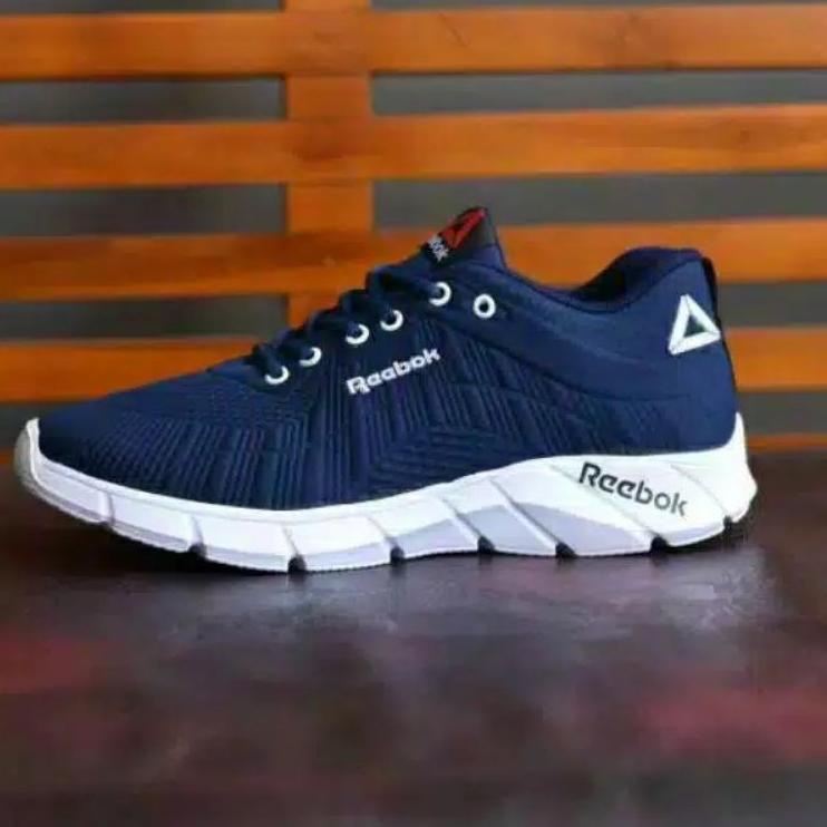 Importir Resmi Sepatu Pria Turbo