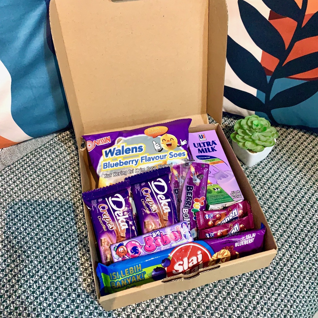

Kado Ulang Tahun | Snack Box | Hampers Lebaran | Hadiah Ulang Tahun