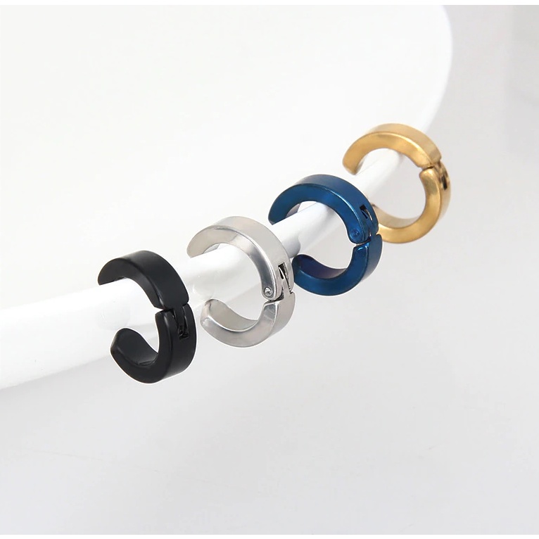 Anting Jepit Pria Wanita Korea Sepasang Warna Hitam Anting Gaya Tanpa Tindik