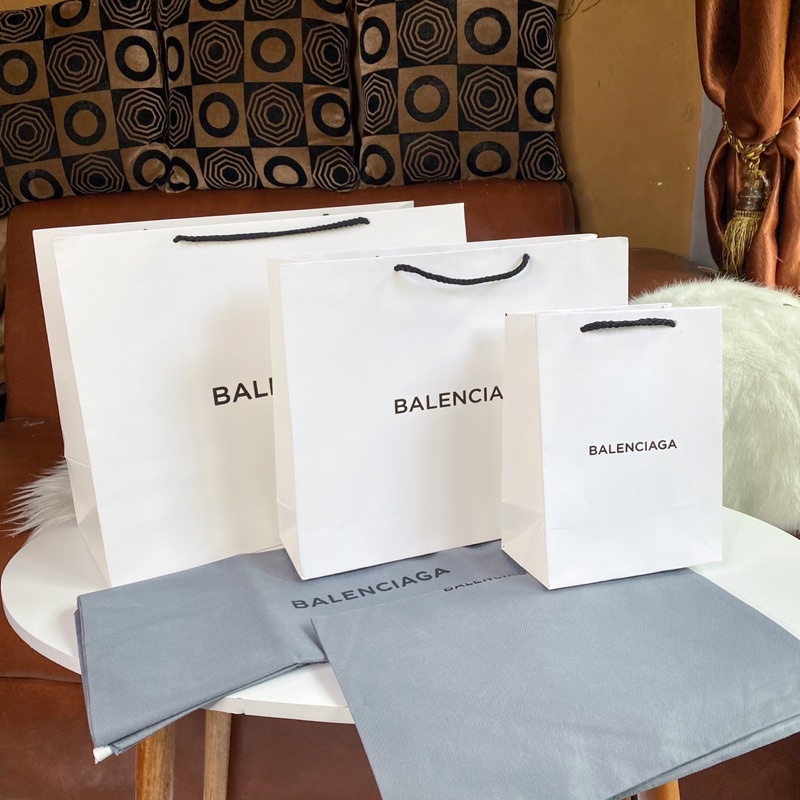 

Paperbag Balenciaga Shopping Bag Baju Paper Bag Fashion