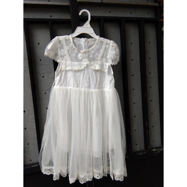 Dress anak putih tutu brokat preloved second