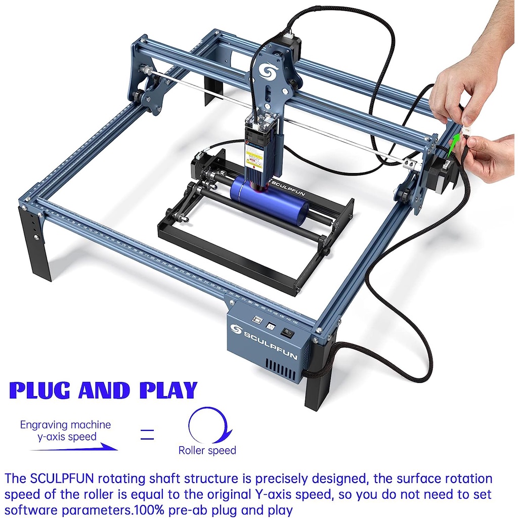 Sumbu ukiran putar SCULPFUN dapat diputar 360° dan cocok untuk berbagai macam objek dengan diameter dari 6mm - 150 mm, plug and play.