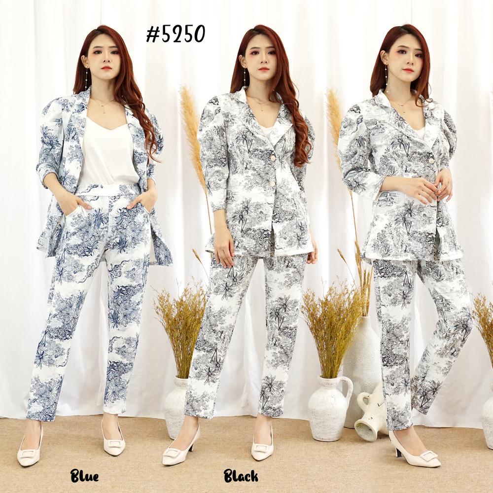 Kathryn collection #5250 , ONE SET BLAZER BAHAN SCUBA MOTIF baju lebaran