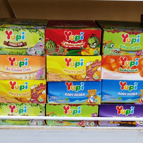 PERMEN YUPI 500 BOX (Permen Jelly, Gummy, Candy, permen viral, permen jadul, permen milo, Chocolatos, Tricks, Superstar, momogi, siip)