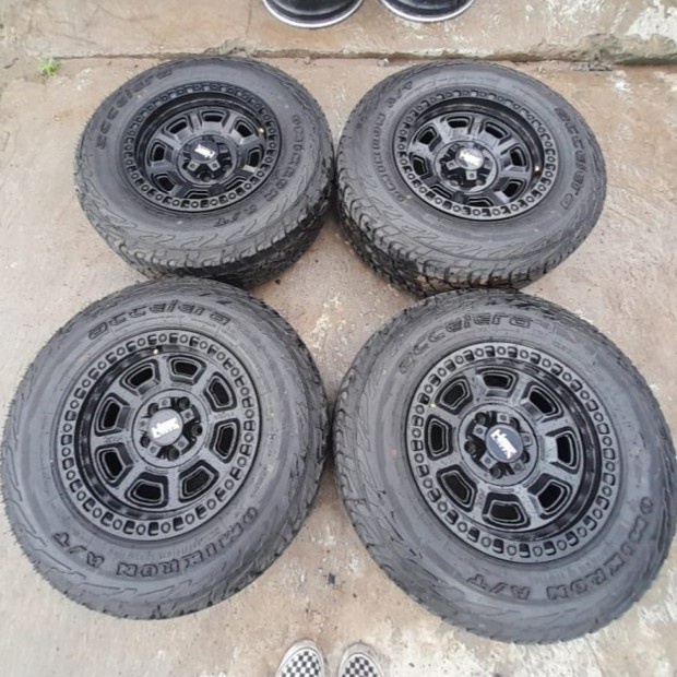 Velg Mobil Bekas Ring 15 Lubang 5 XTS02 HSR R15X8 5X114,3 BAN 235 70 R15