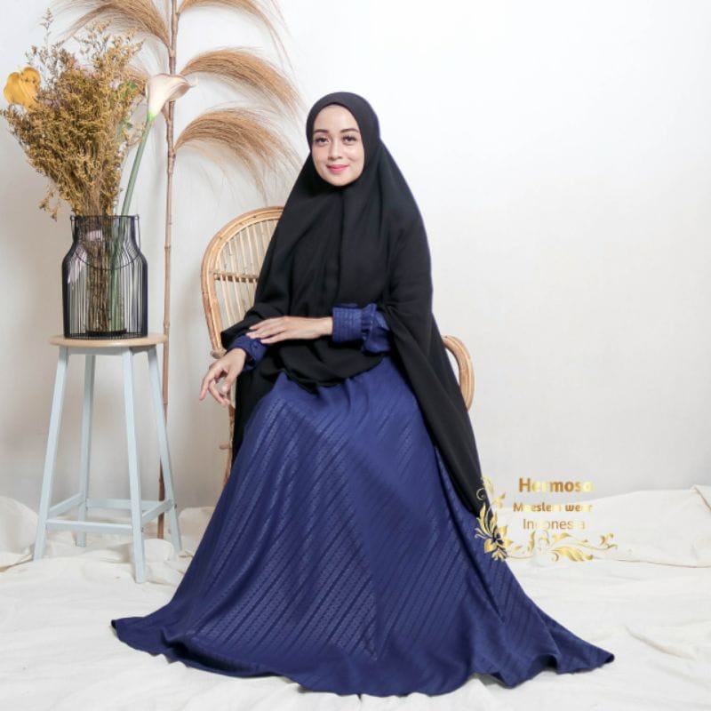 (Hermosa) Gamis embos hermosa motif par-ang warna ungu tua, hitam, navy hermosa-gamis syari embos