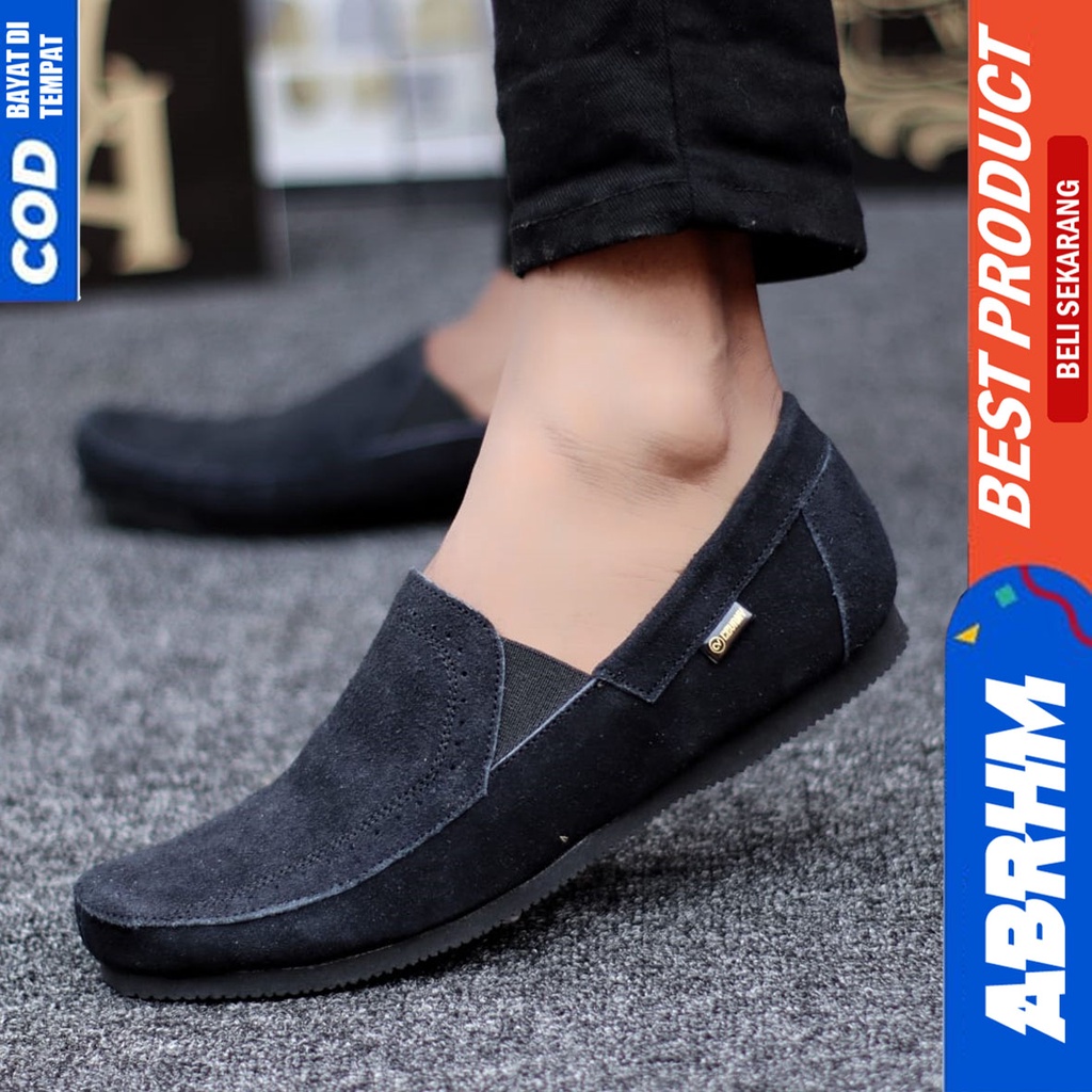 ABRHM X JESTR Sepatu kasual Pria Sepatu Pria Casual Kantor Kerja Kulit Suede Leather Sepatu Slop Anti Slip Sepatu  Kuliah Kondangan Gaya keren Kekinian Murah Terlaris