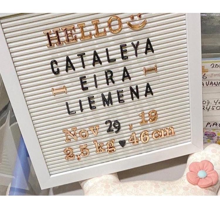 

➦ all white letter board ♟