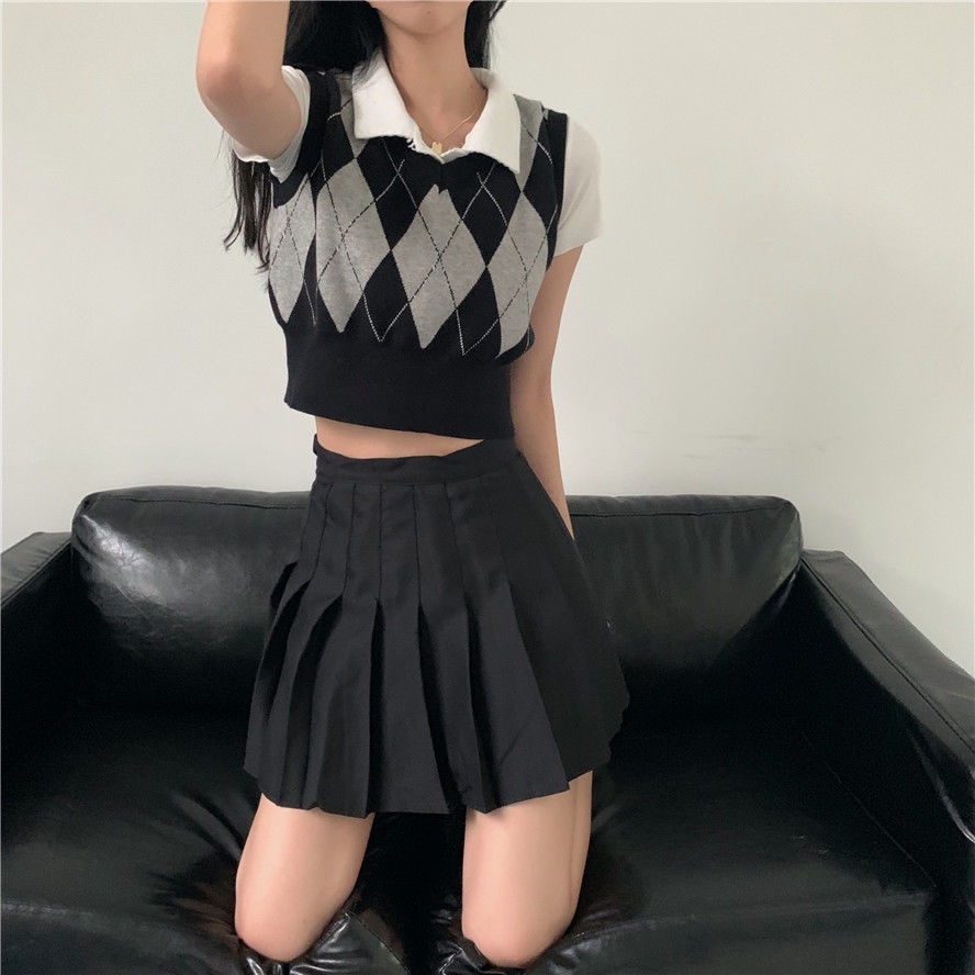 DF BJ373 Rompi Rajut Wanita Korean Style Fashion Retro Kotak-kotak V-Neck Crop Top