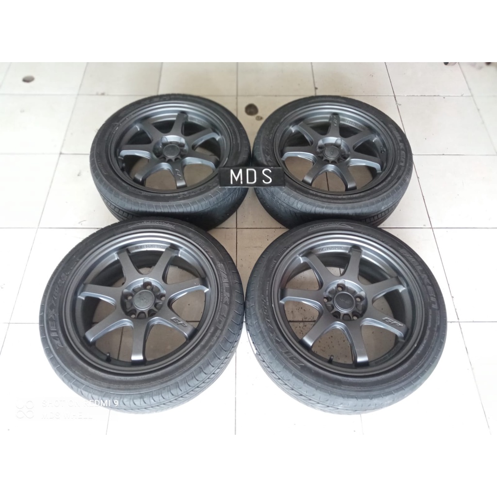 VELG MOBIL RACING BEKAS GP SPORT R17X7,5 BAUT 5X114 ET40 + BAN 215 50 R17