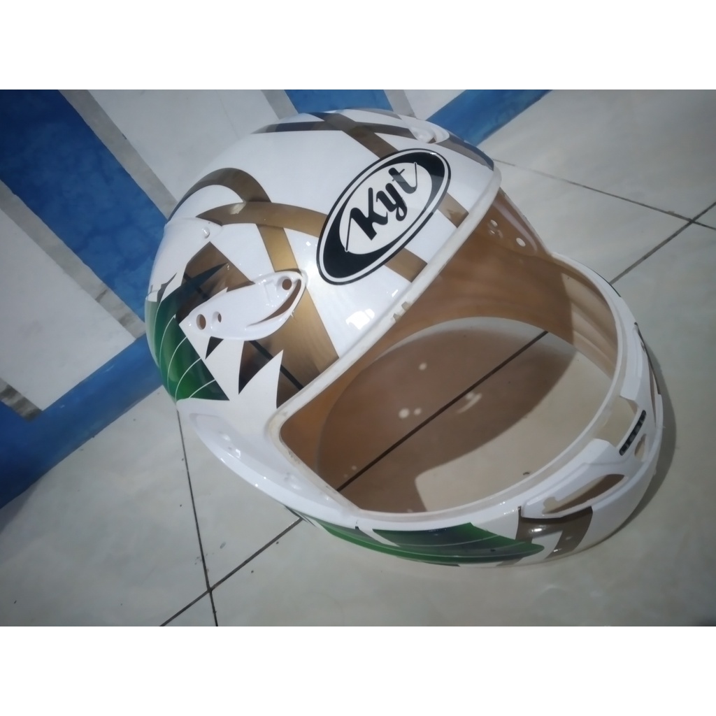 Batok Helm Kyt VR1