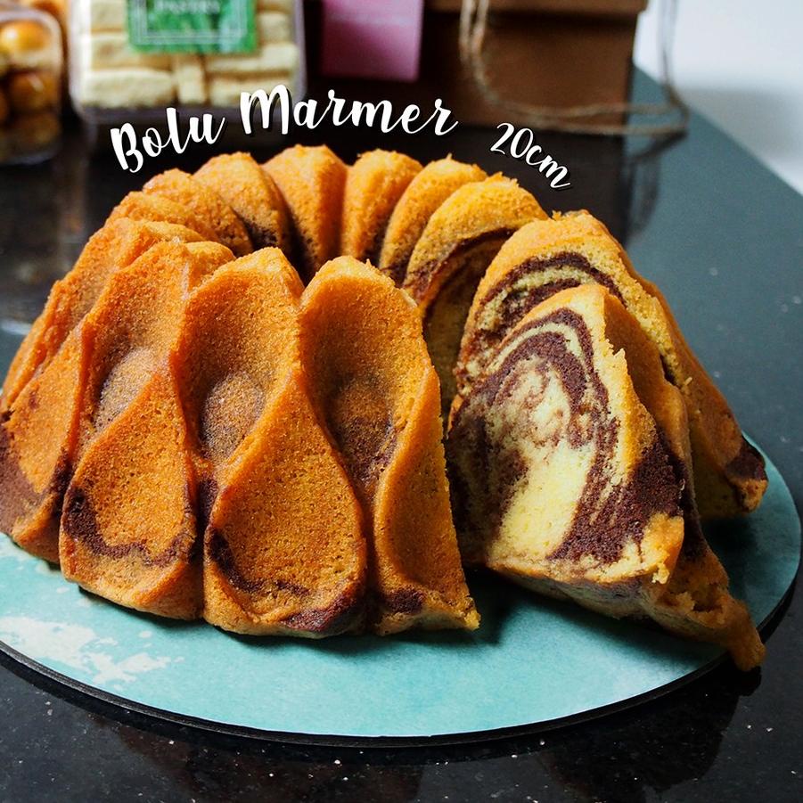 

➲ Bolu Marmer Premium (20cm) ~ Homemade by V&B Pastry ➬