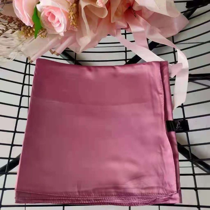 TERMURAH Hijab Sorban angin Kerudung Segi empat Satin Velvet Polos Ungu Muda - Ungu Muda 01