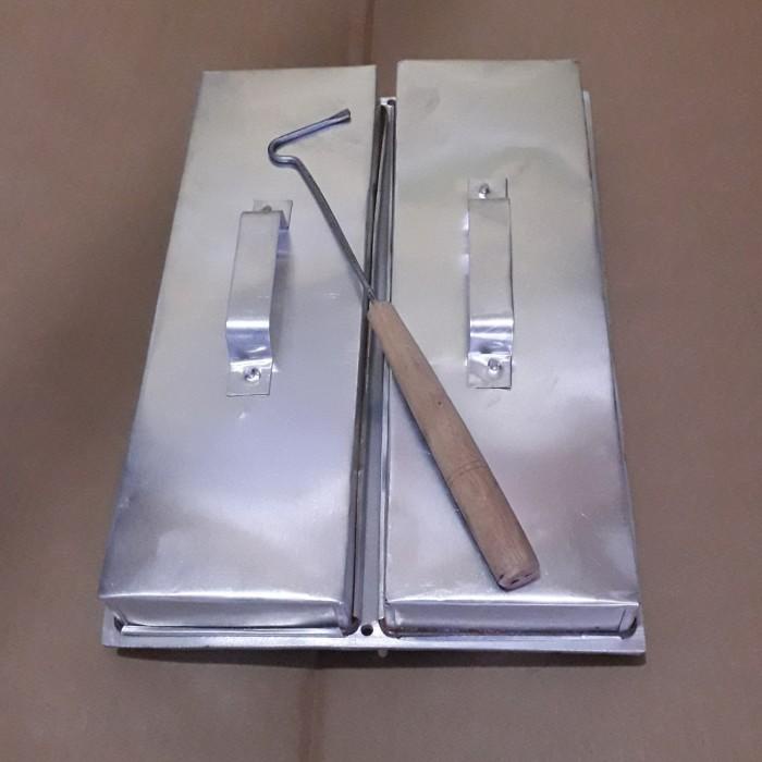 CETAKAN/LOYANG KUE PUKIS/KUE PANCONG ISI 20 LUBANG +TUTUP & CUNGKILAN