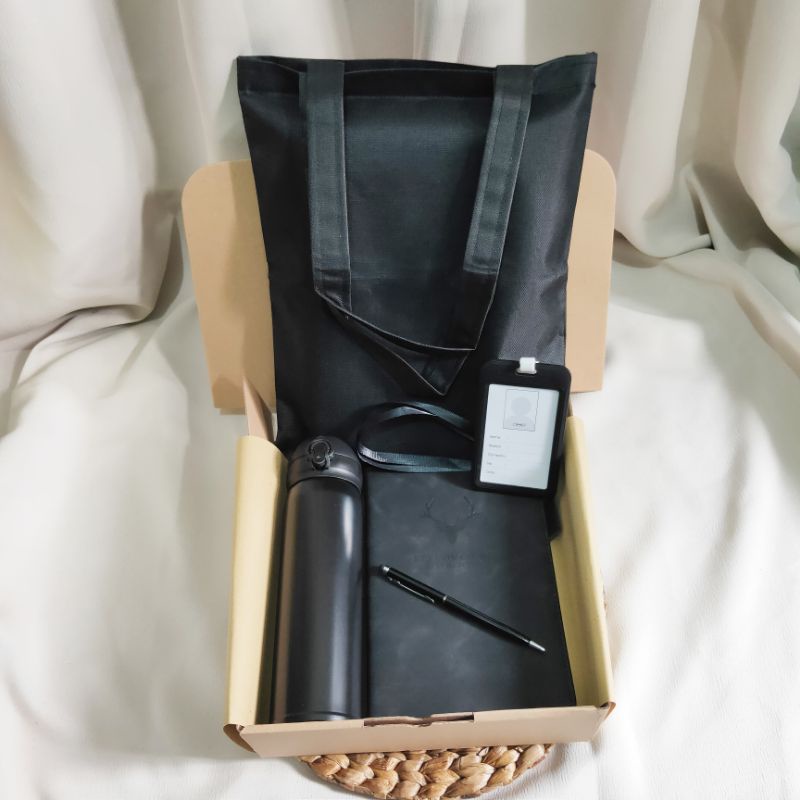 

HAMPERS GIFT BOX GIFT SET PREMIUM NOTEBOOK TUMBLER PAYUNG HADIAH ULANG TAHUN ACARA KANTOR SOUVERNIR KADO HAMPERS KANTOR HARI RAYA IDUL FITRI LEBARAN