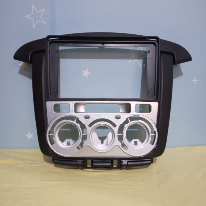 Frame Head Unit Android Innova 2012 up Digital&Manual 9 inch