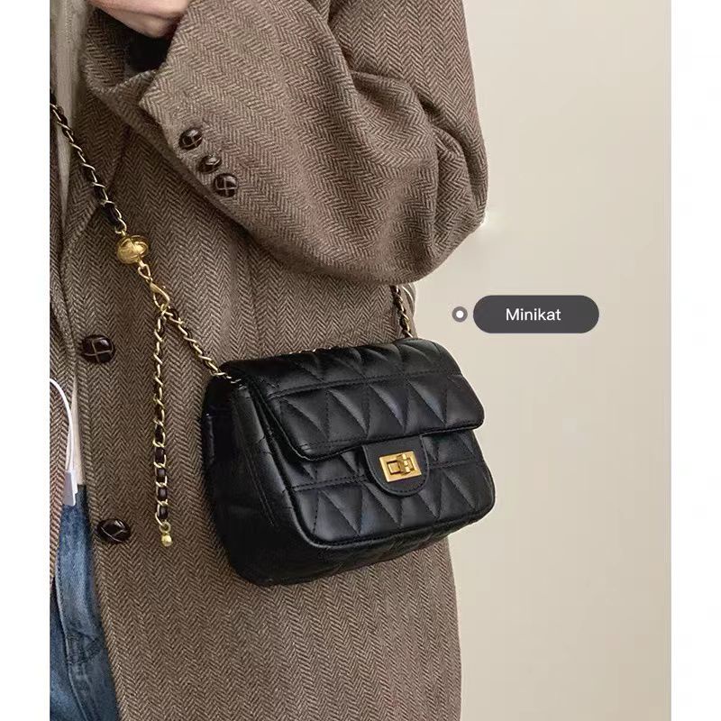 Tas Selempang Kulit Wanita Dompet Hp Cewek Rantai Bag FT66 18 x 12 x 7 cm