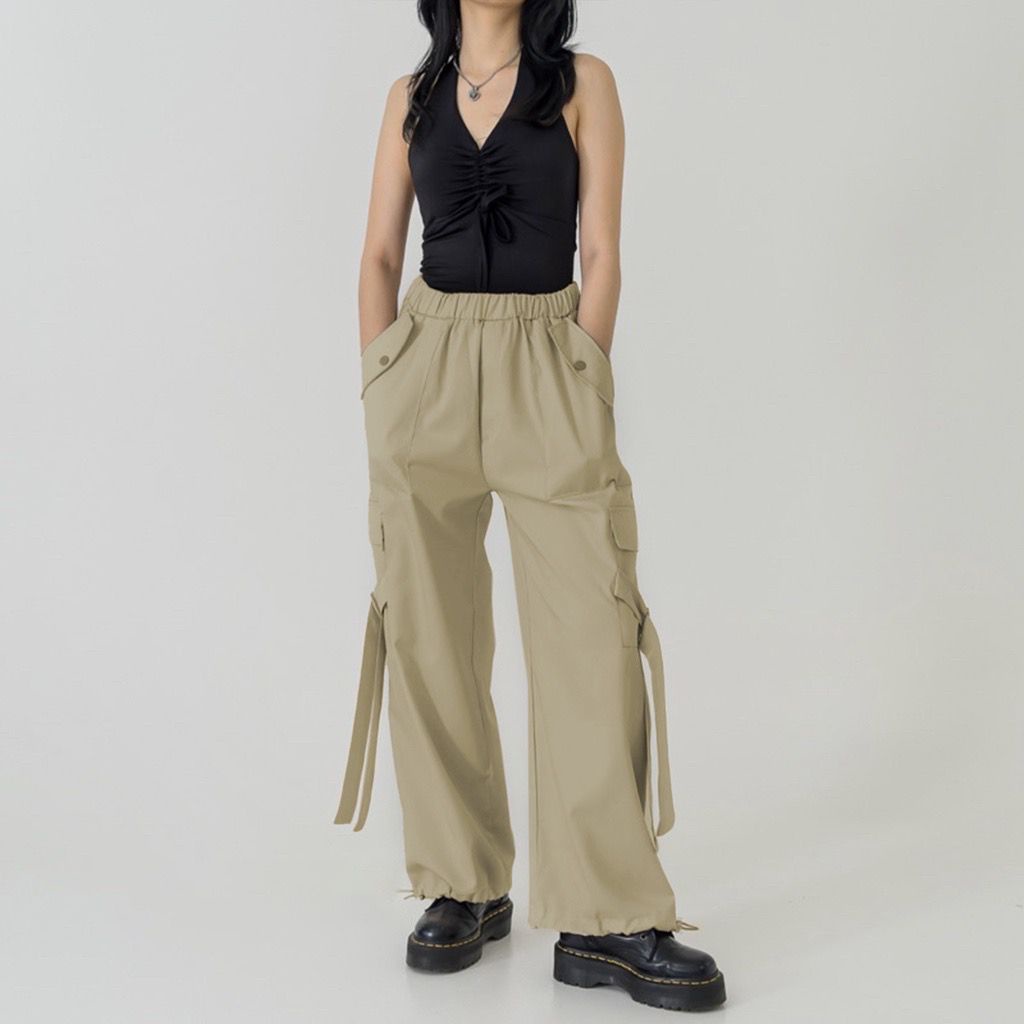 ANAIRA CARGO PANTS -Highwaist Cargo