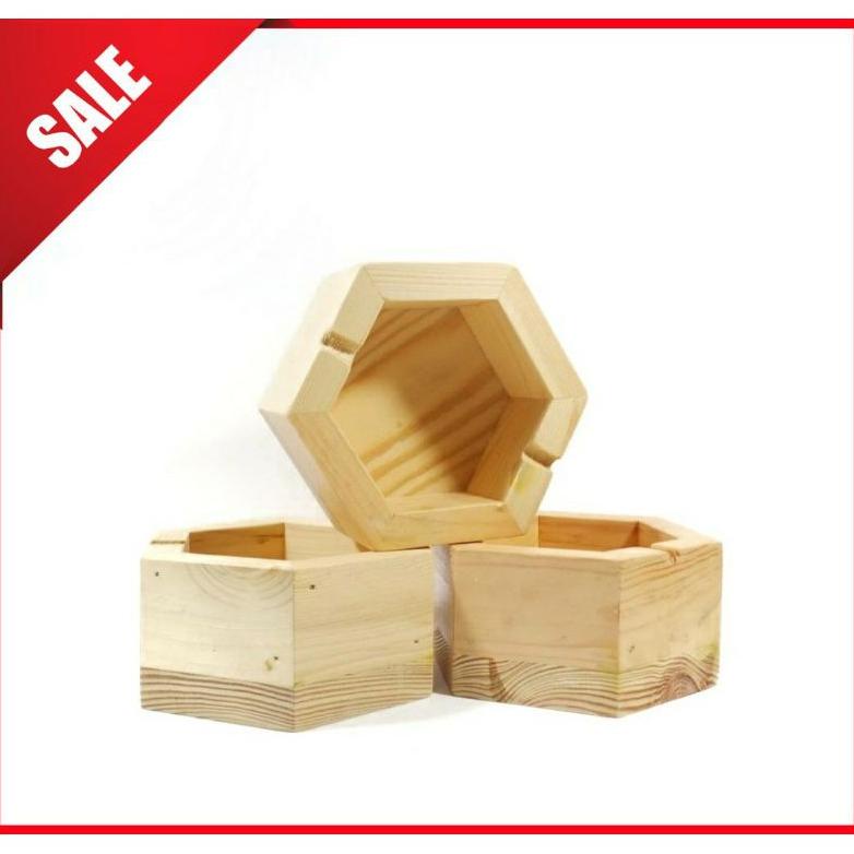 ASBAK KAYU JATI BELANDA .