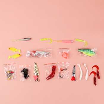 [45PCS] Umpan Pancing Ikan 1 Set Box Lengkap Fishing Bait Kit / Umpan Casting Gabus 1 Set Box Murah Umpan Casting Segala Jenis Ikan Campur / Umpan Ikan Mas Nila Gabus Bawal Wader Lele Galatama Siap / Umpan Bentuk Udang Ikan Cumi Katak Ikan Kecil Cumi Cumi