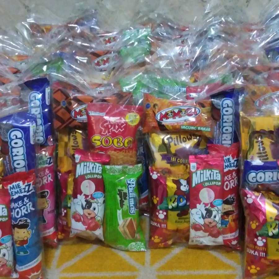 

PAKET SNACK ULANG TAHUN / SOUVENIR SNACK ULANG TAHUN ANAK