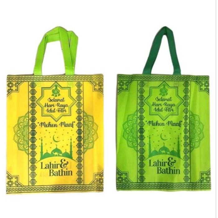 

Tas Lebaran/Tas Idul Fitri/Tas Spunbond Ukuran 38X45 Isi 12Pcs 070