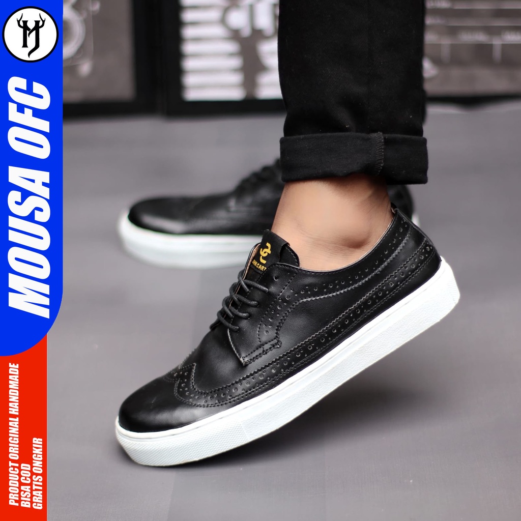 Sepatu Kasual Sneakers Pria Kulit Syntetic Hitam Mousa Wingti