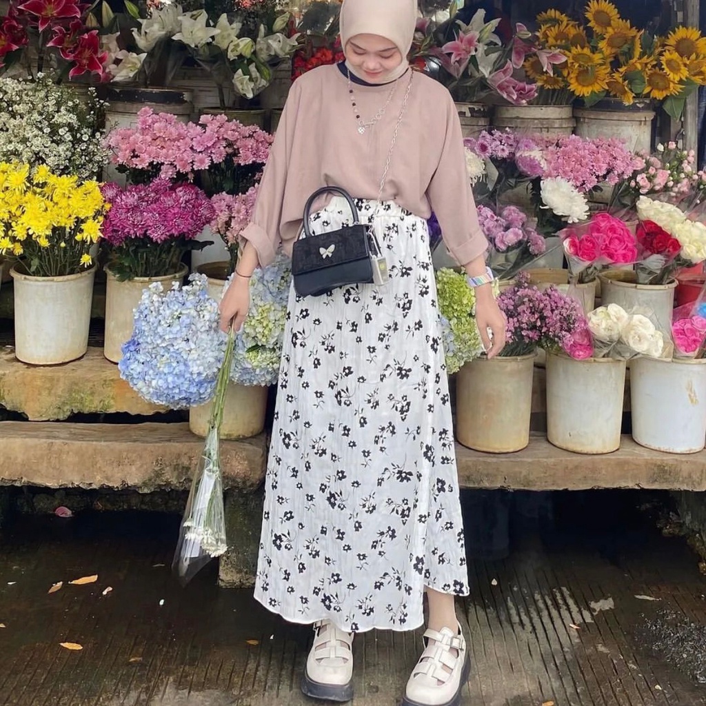 FLORAL SKIRT SAKURA DAMARA ROK / ROK MOTIF BUNGA KOREAN SKIRT part 2-WHITE Catley Skirt