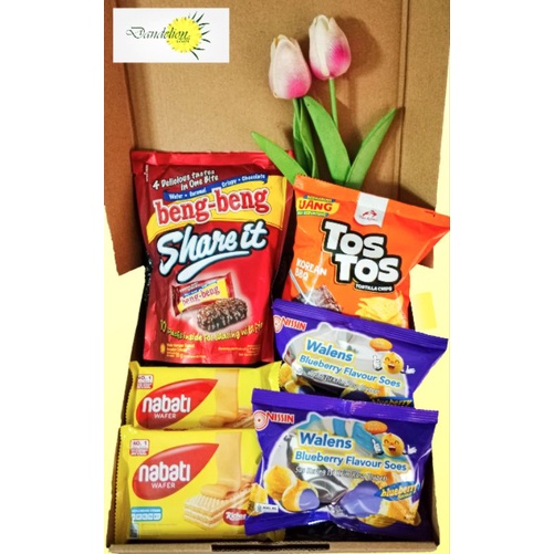 

HAMPERS SNACK BOX / BENGBENG SHAREIT / NABATI / WALENS