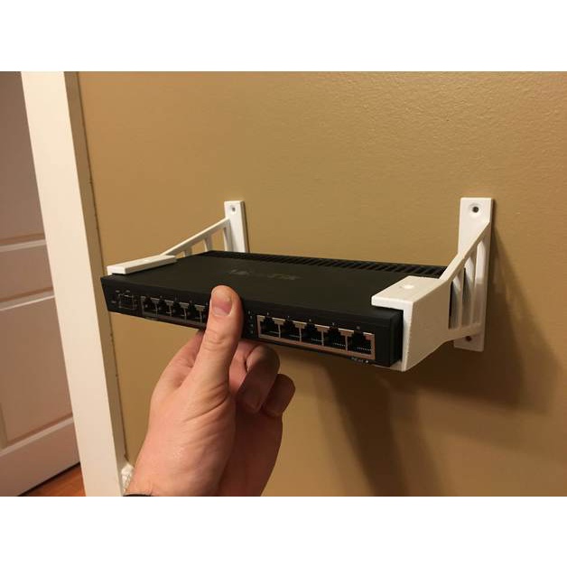 wallmount mikrotik Mikrotik_RB4011