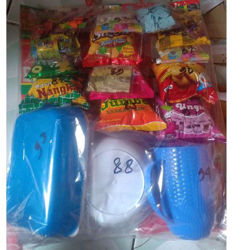 Kolas Lotre perabotan makan berhadiah