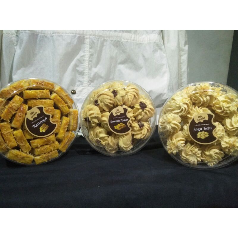 

Paket 3 cookies@500GR(Kastangel, sagu keju, dan semprit Nanas)