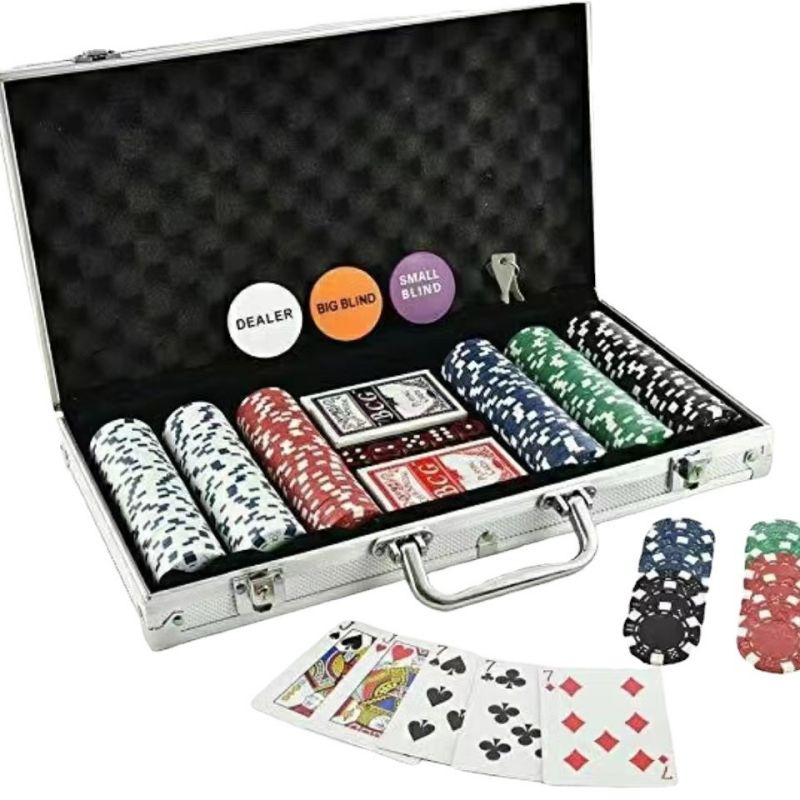 Isi 300pcs Poker Chip Coin Koin Set Mainan Kartu Poker ABS Texas Holdem Poker Chip Dengan Alumunium