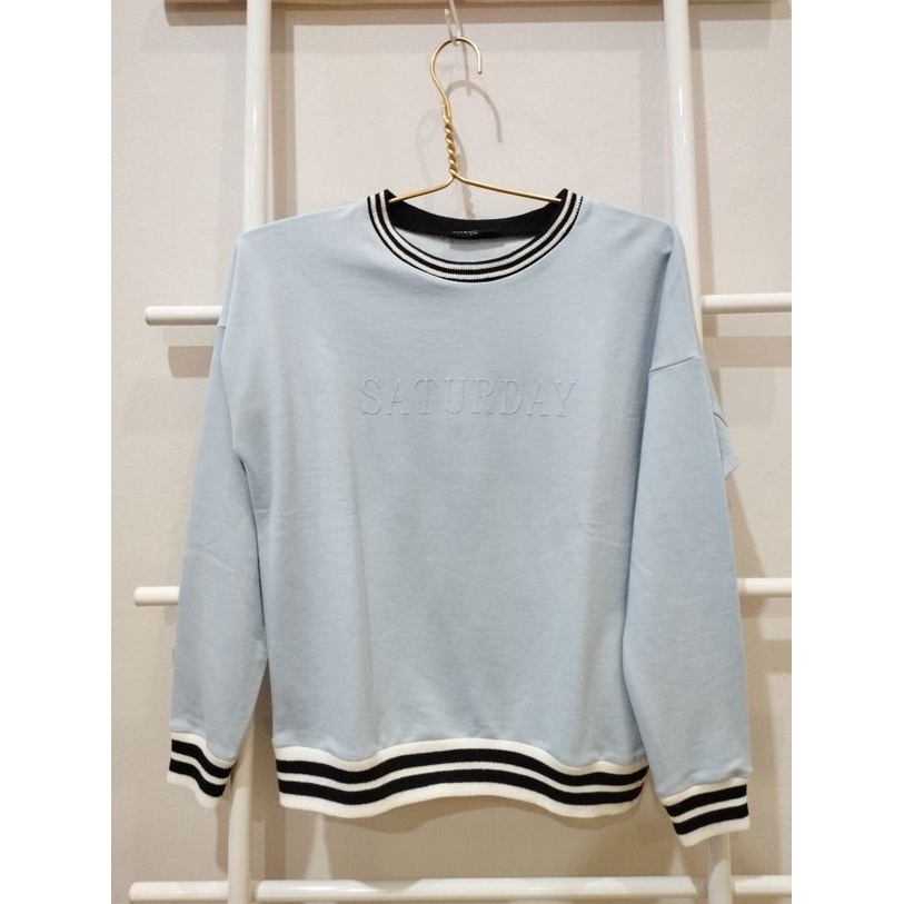 ULTRAVIUOLET 100% Original Sweater Sweatshirt Lengan Panjang Outer Biru Muda Pastel Preloved
