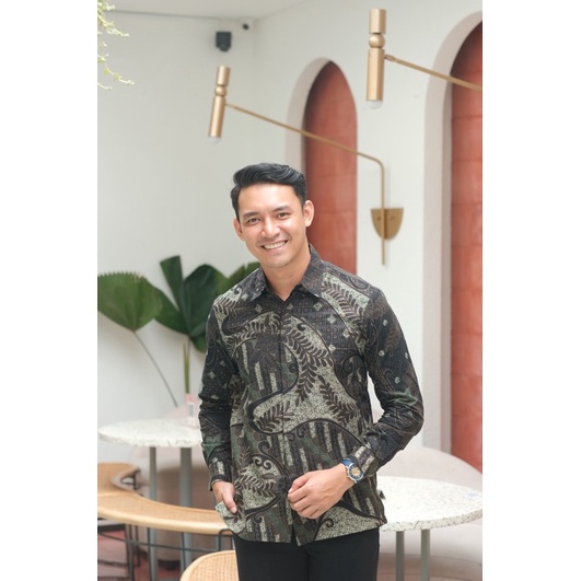 READY XXL - KEMEJA BATIK PREMIUM PRIA LENGAN PANJANG SAGEE GREEN NUDE HITAM MOTIF TERBARU KEKINIAN