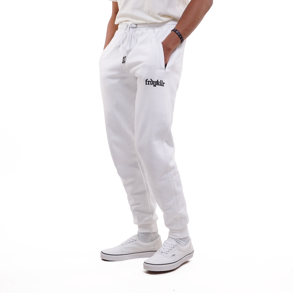 PAKAIAN SETELAN FRIDAY KILLER | OLD TOWN WHITE HOODIE + JOGGER WHITE