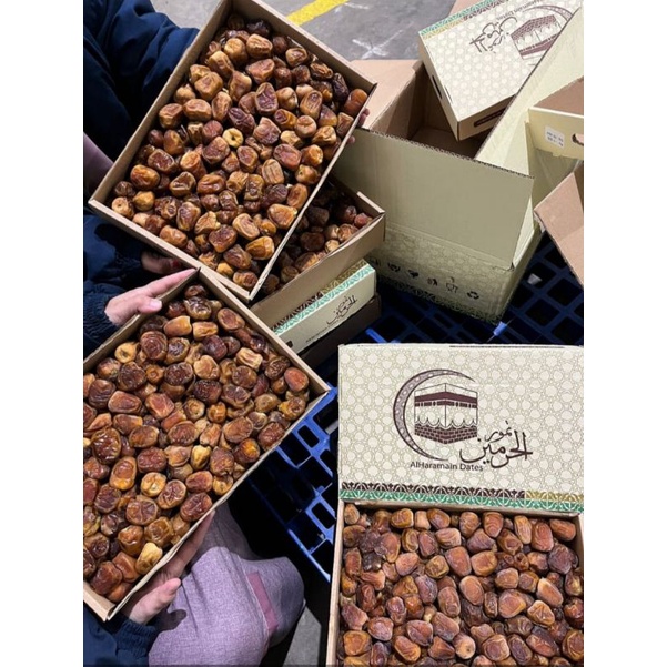 

Ready Stock KURMA SUKKARI/BOX | Lebih Fresh & lebih besar/tebal❤