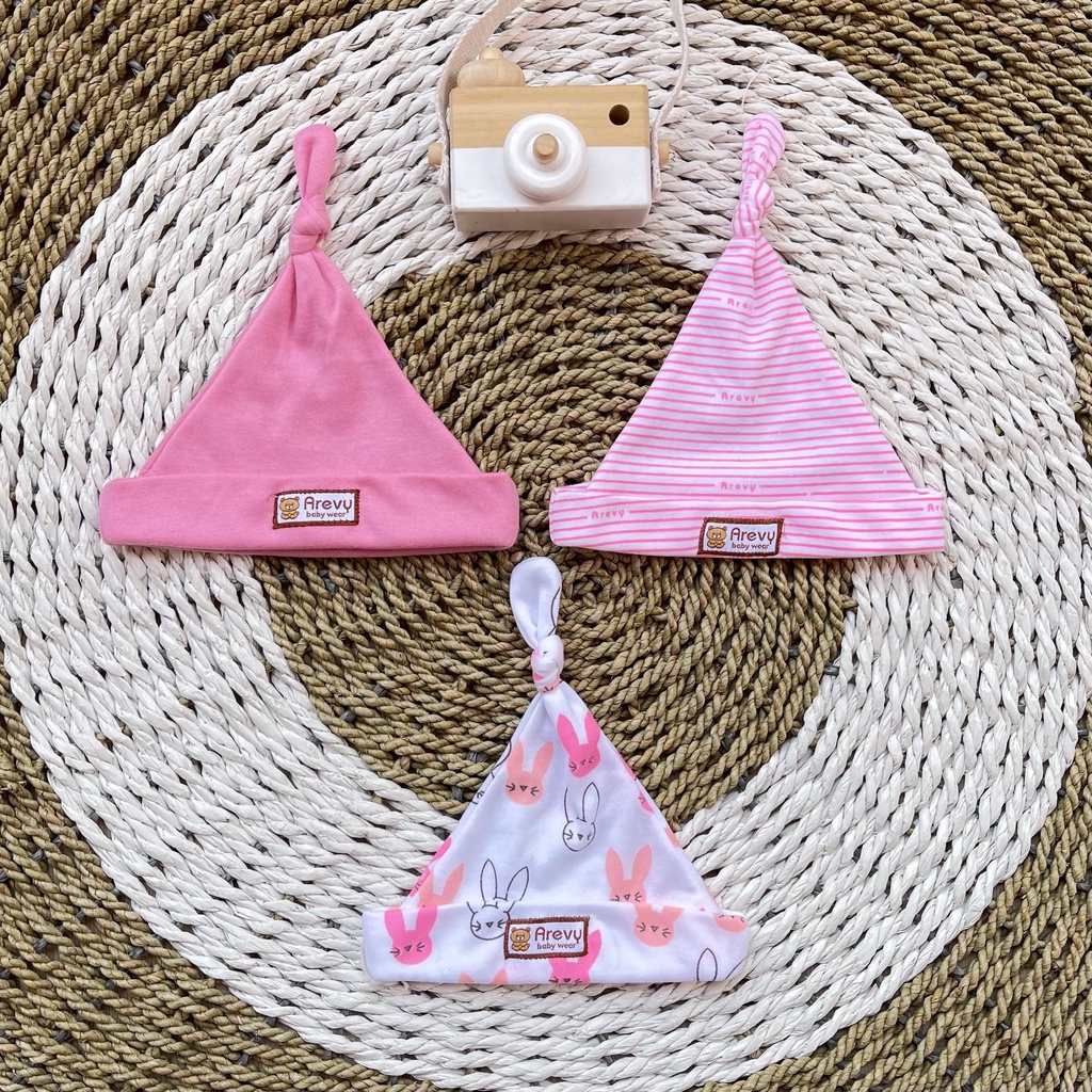 Topi Kuncung Bayi Arevy Babywear Isi 3 Pcs Seri Pink Perlengkapan Bayi Newborn Topi Kupluk Motif Unisex 0-6 Bulan