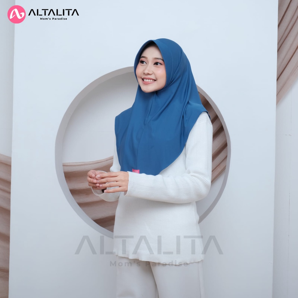 Altalita - Hijab Instan Qaila Penguin Jersey Premium Kerudung Bergo Hamidah Menutup Dada Jilbab Instant Ukuran M Cocok Untuk Sekolah Olahraga Volly Futsal Senam dan Sehari-Hari