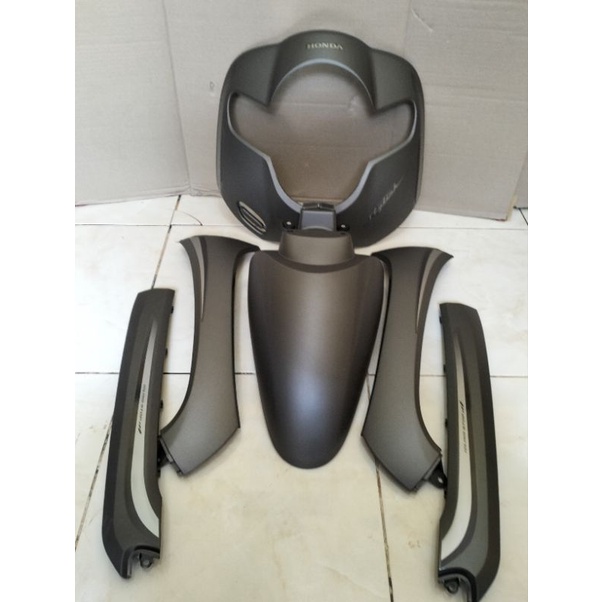 body depan scoopy esp 2019 abu abu doff