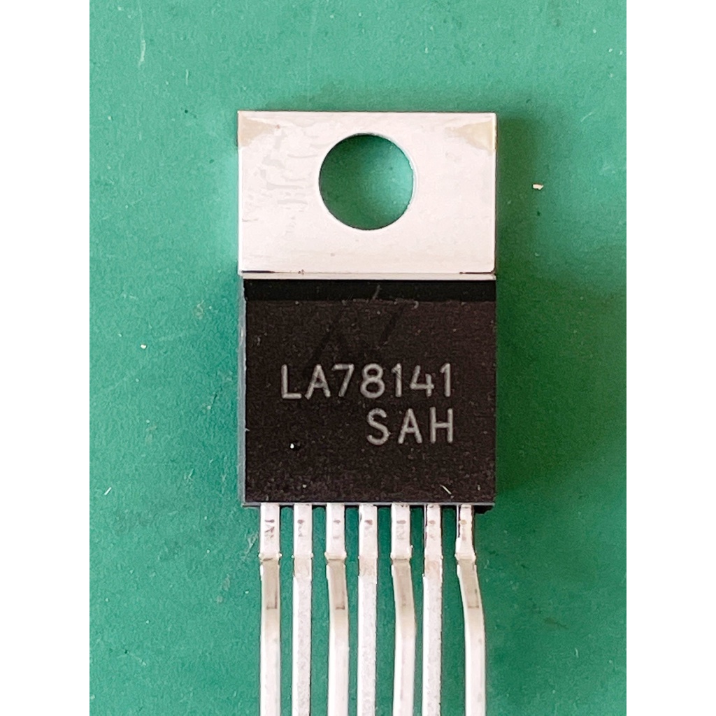 LA78141 SAH KWALITAS BAGUS LA 78141 BARU MURAH KODE SAH IC LA78141 ups