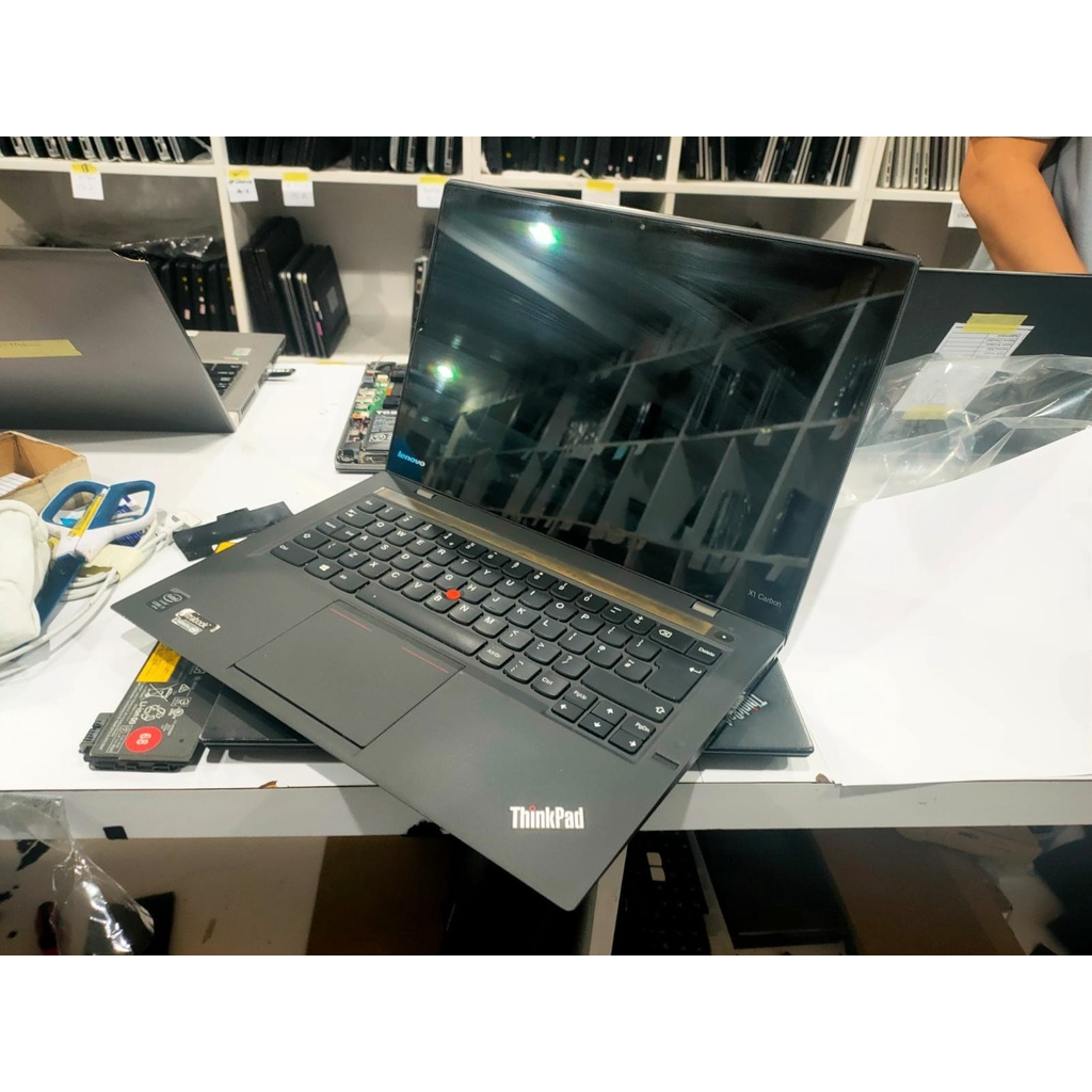 Lenovo Thinkpad X1 Carbon Ultrabook Intel Core i7 Ram 16 gb ssd 512 gb