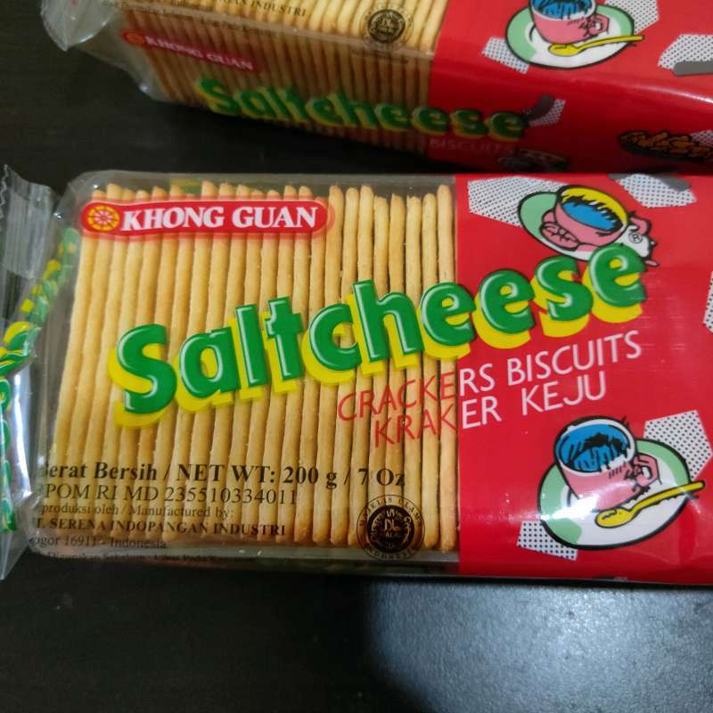 

KHONG GUAN Crackers Saltcheese Regular Pack 200gr