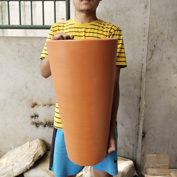 Vas Pot Gerabah Tirus Motif, Pot Tinggi Ukir, Pot Dekorasi, Vas Bunga
