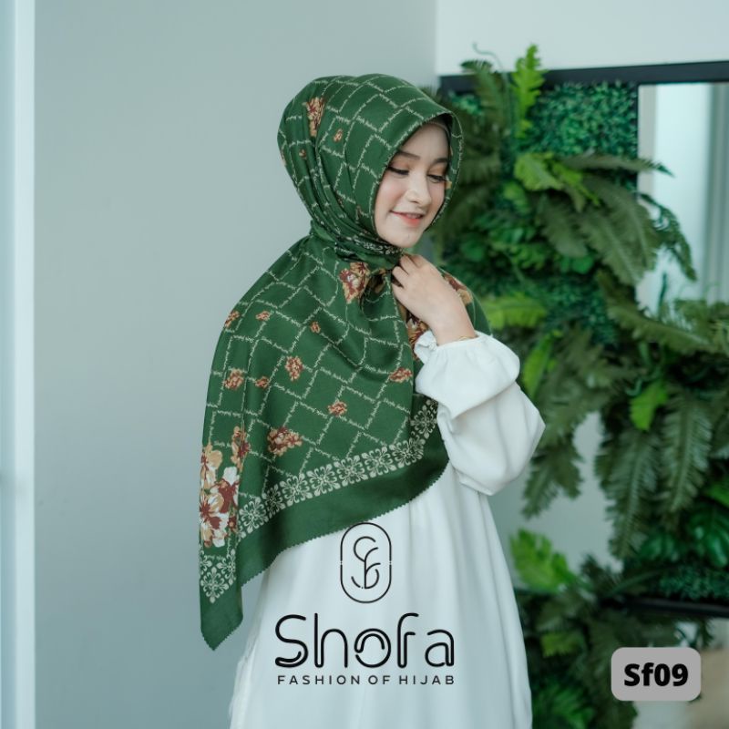 HIJAB SEGI EMPAT VOAL PREMIUM MOTIF SHOFA 09