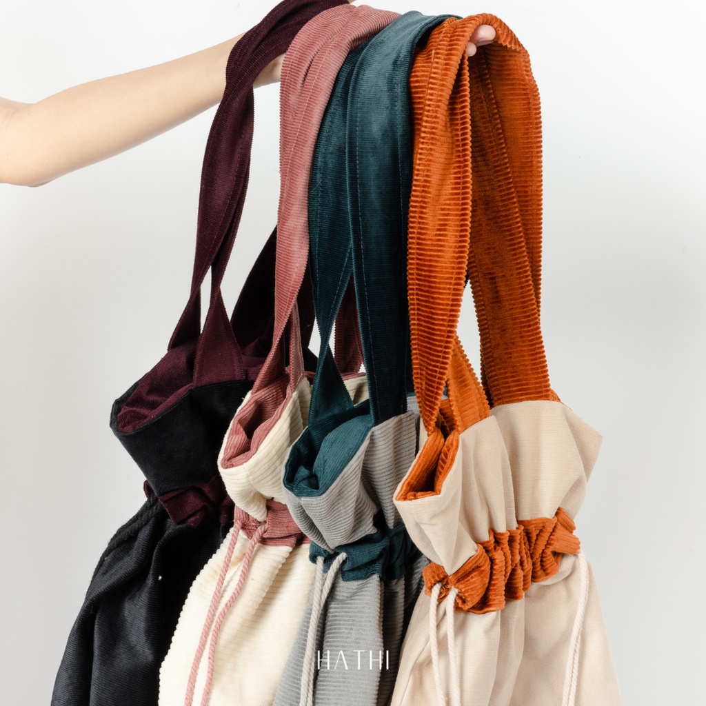 Tatty Drawstring Shoulder Bag // Tas Serut Corduroy // Tas Corduroy