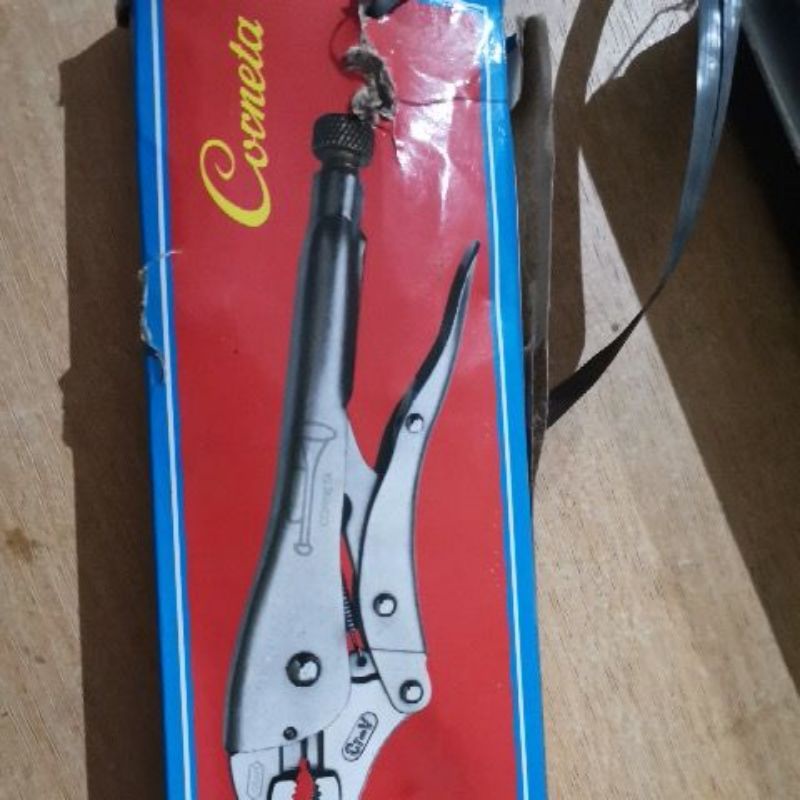 Tang Buaya Corneta 10"