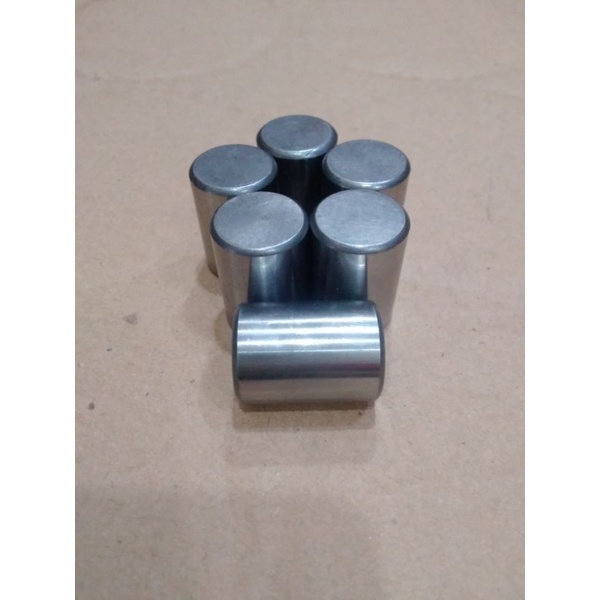 Pin Straight Gir Bintang Kubota DC70/DC93
