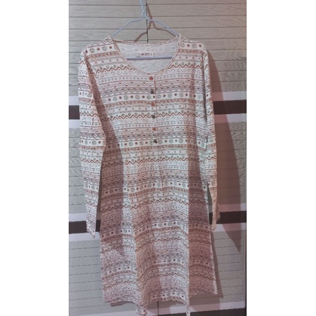 Preloved Tunik Corniche