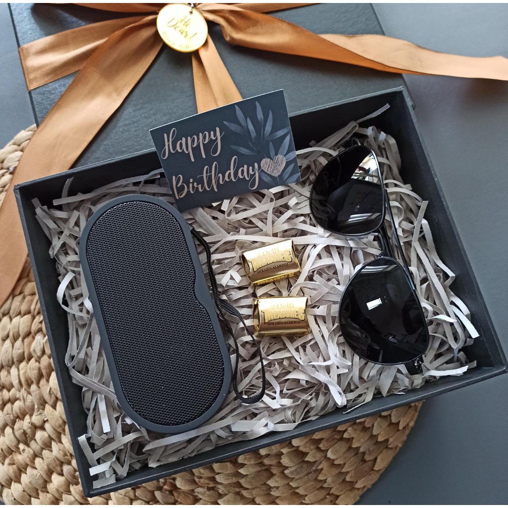 

Blissbox Music Match Exclusive Gift and Hampers (Hampers/Gift Box /Kado UlTah/Kado Wisuda/Kado Anniversary/Souvenir)